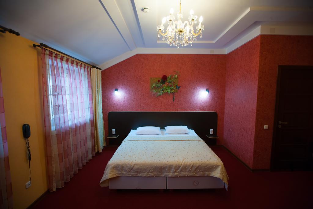 斯拉维亚酒店 格罗德诺 客房 照片